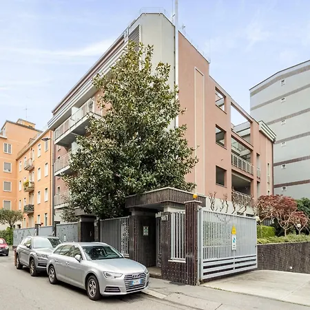 Stylish Apt With Balcony In Milan Apartament Mediolan